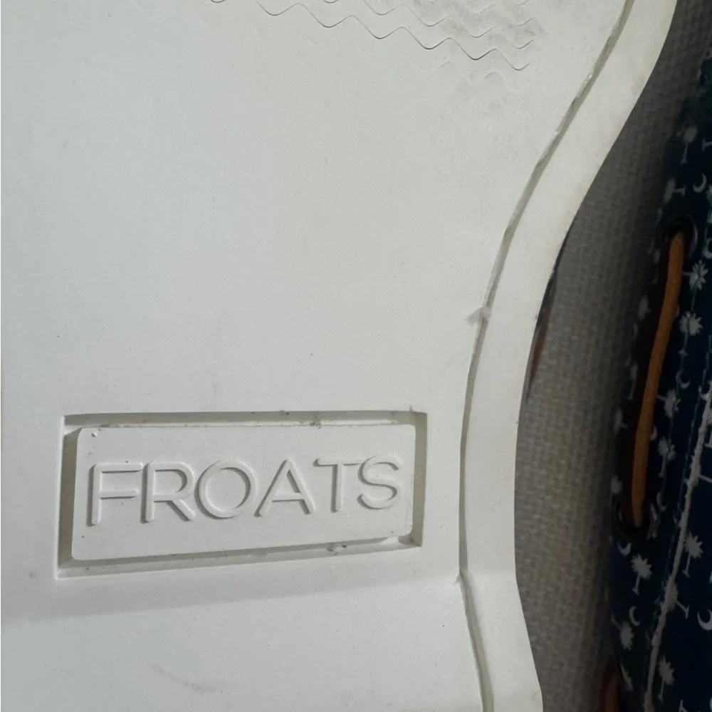 FROATS CHARLESTON BLUES BOAT SHOE Size 9